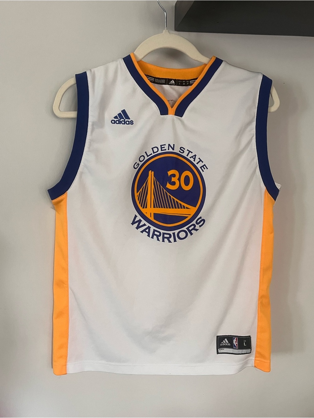 Adidas White, Blue & Yellow Golden State Warriors Kids Jersey, size S